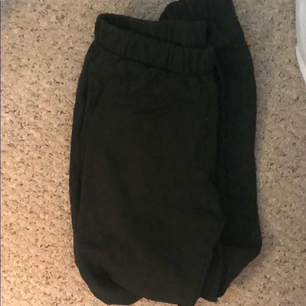 Forest green brandy Melville Rosa  sweatpants